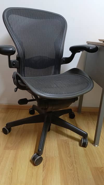 1 Aeron Herman Miller Chair