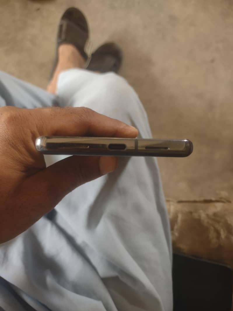 Google Pixel 7 Pro 6