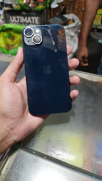 Apple iPhone 13