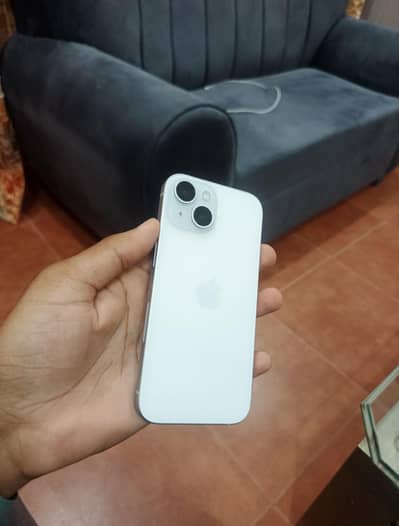 Apple iPhone 15