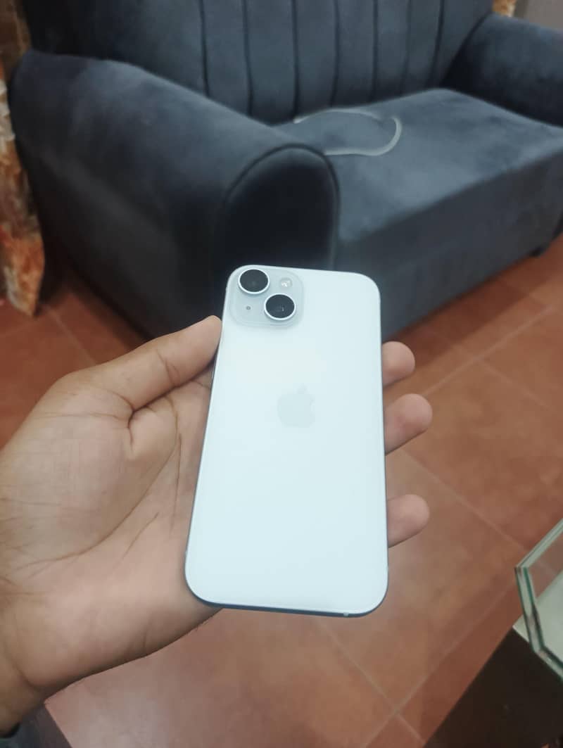Apple iPhone 15 1