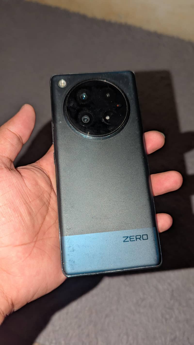 Infinix Zero 40 0