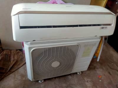 1.5 Ton Orient AC – 100% Working Condition