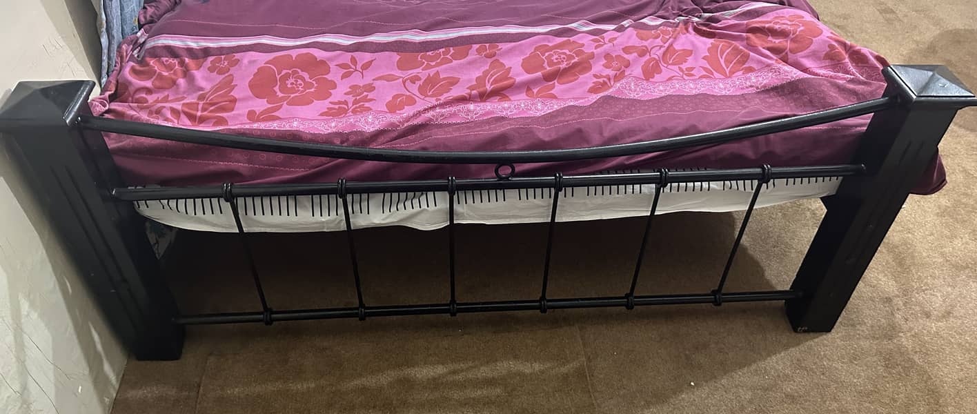 Iron bed 1