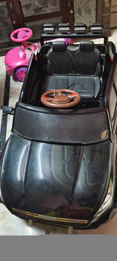 Remoter controled rechargeable car