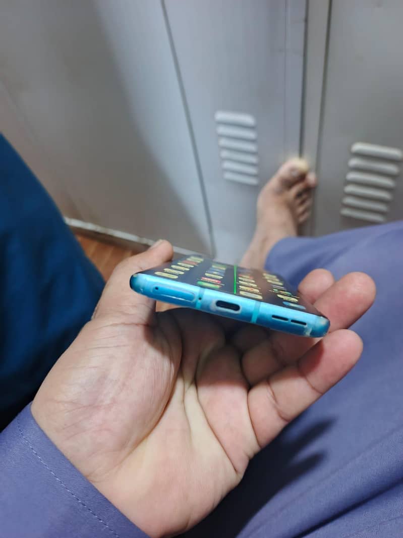 One Plus 8 Pro 4