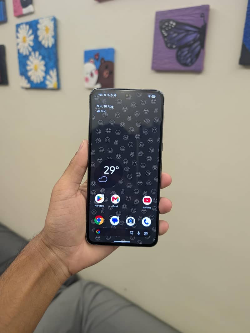 Google Pixel 8 Pro 4