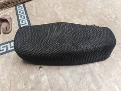 Honda 125CG seat comfortable