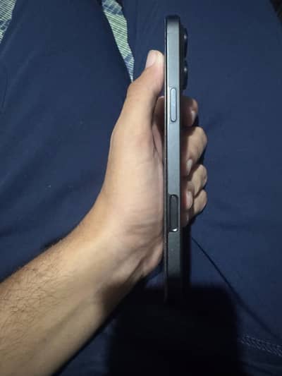 Apple iPhone 16 Pro Max