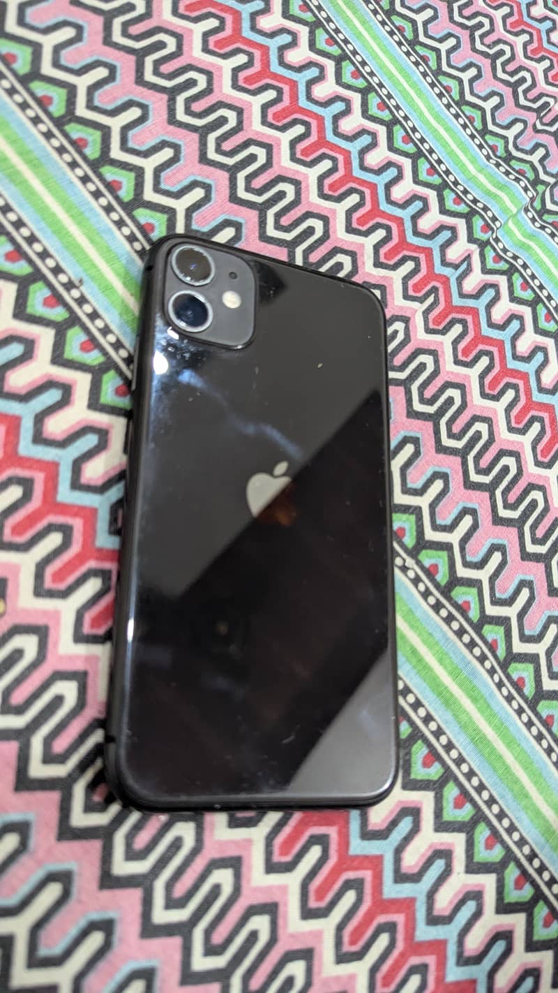 Apple iPhone 11 4