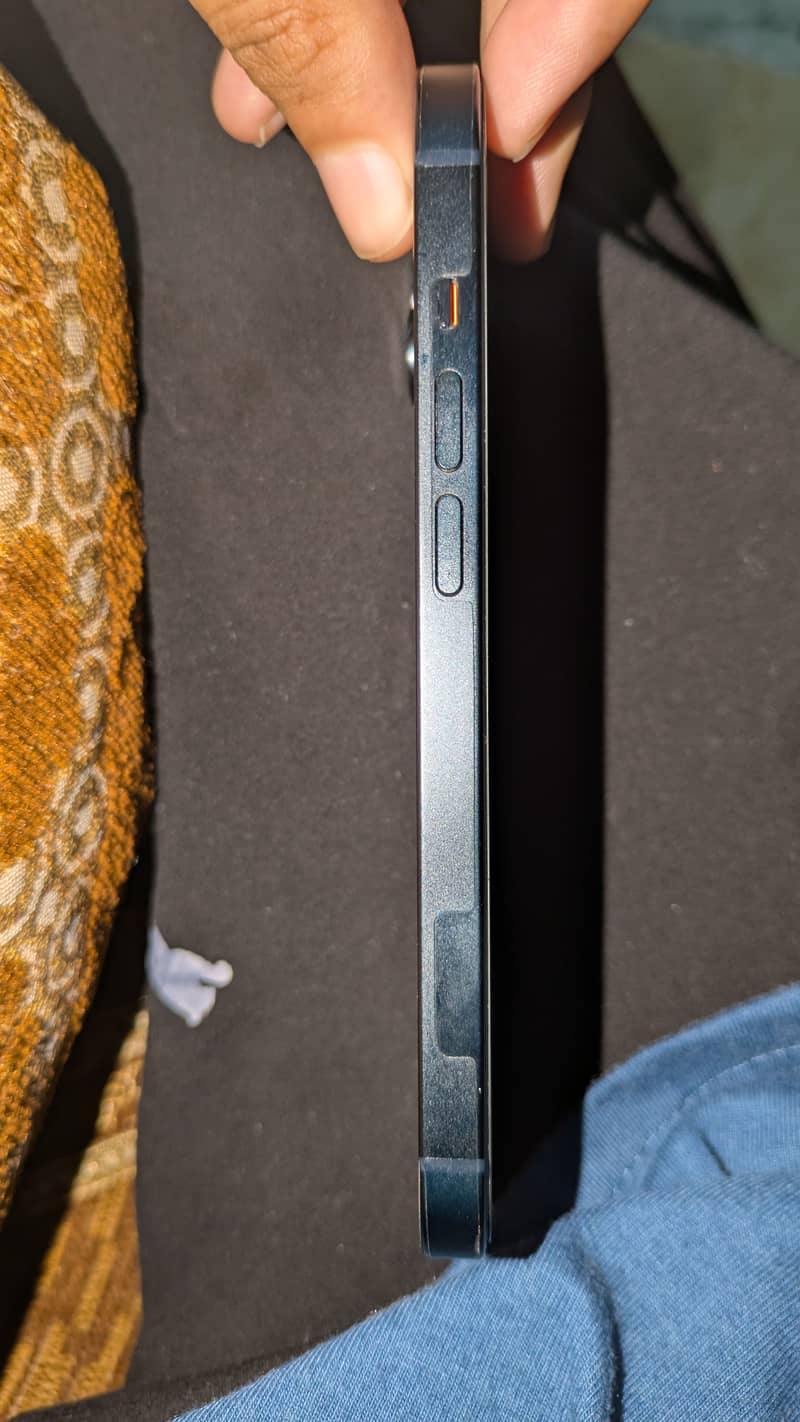 Apple iPhone 14 jv 1