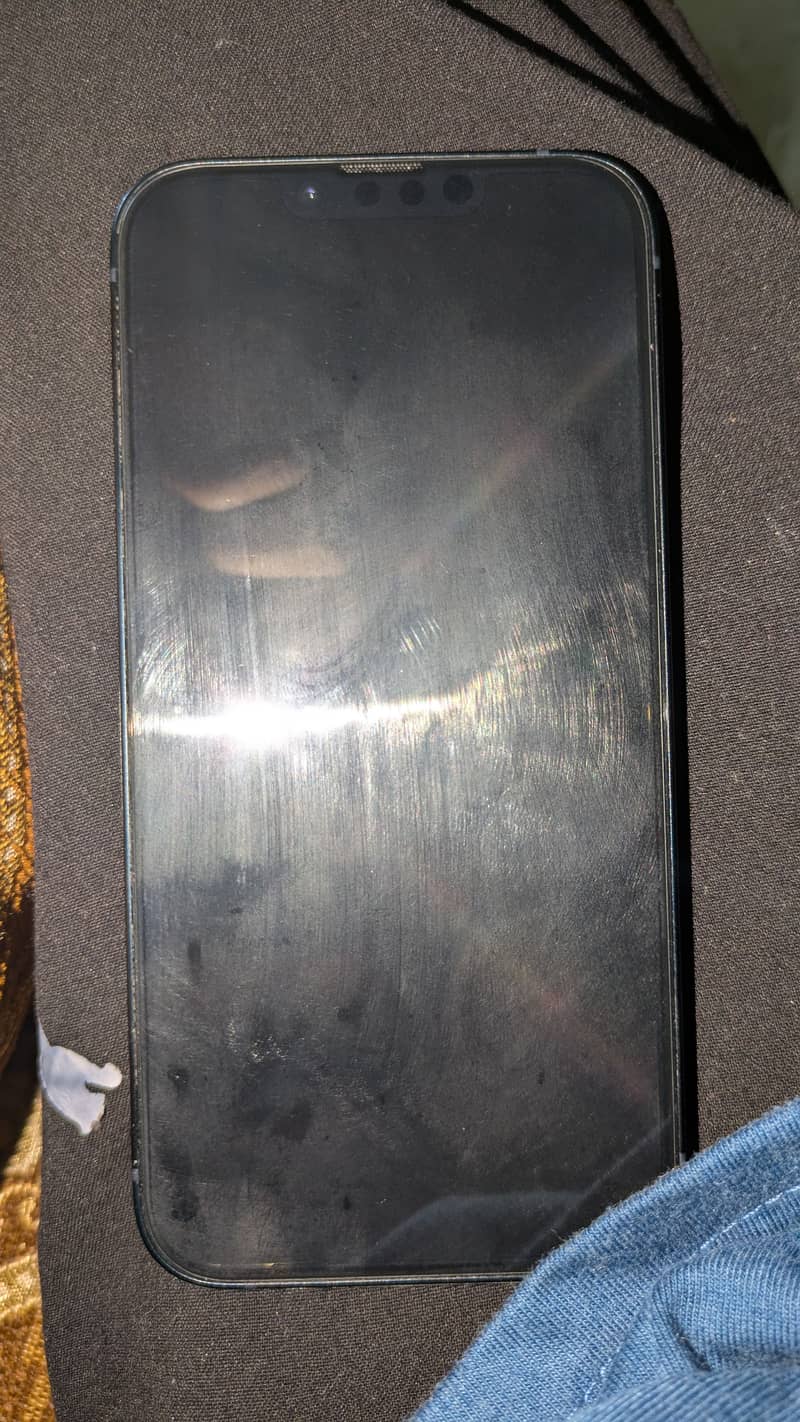 Apple iPhone 14 jv 4