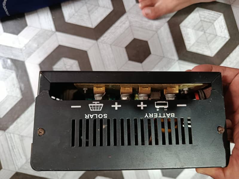 MPPT Solar charge controller 60 Amp 3