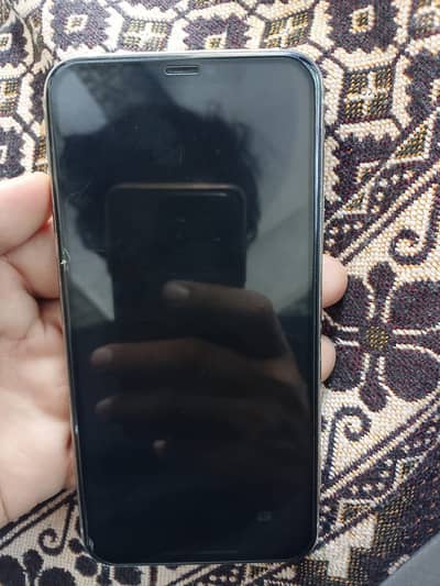 Iphone 11 pro max. pata approved