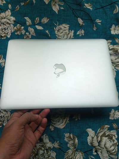 Apple Macbook Air 2014