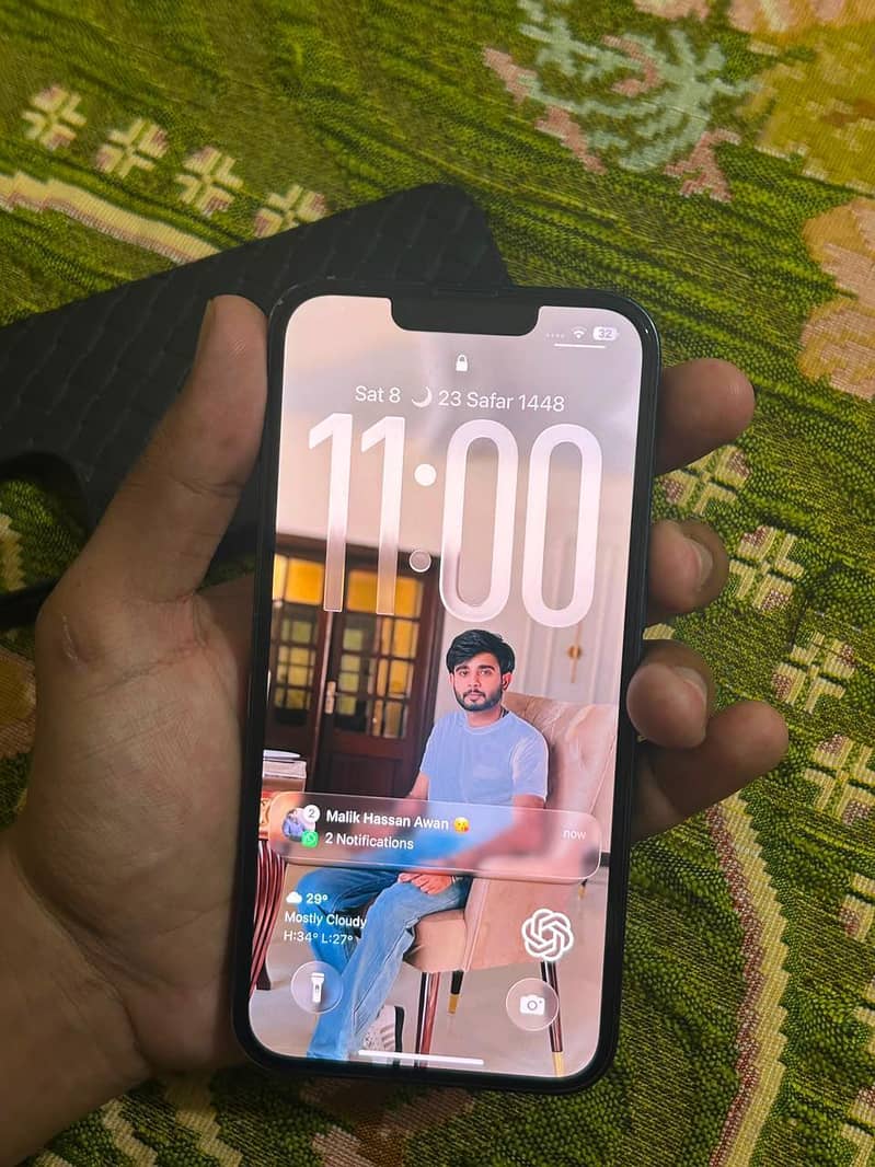 Apple iPhone 13 2