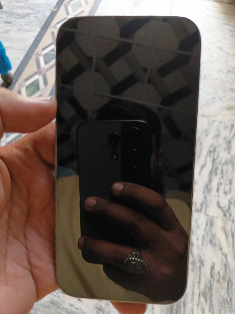 Apple iPhone 14 Pro 0