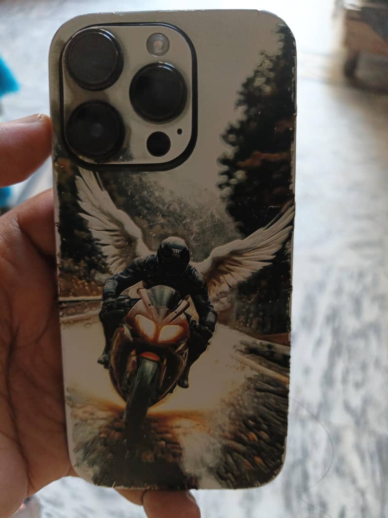 Apple iPhone 14 Pro 1