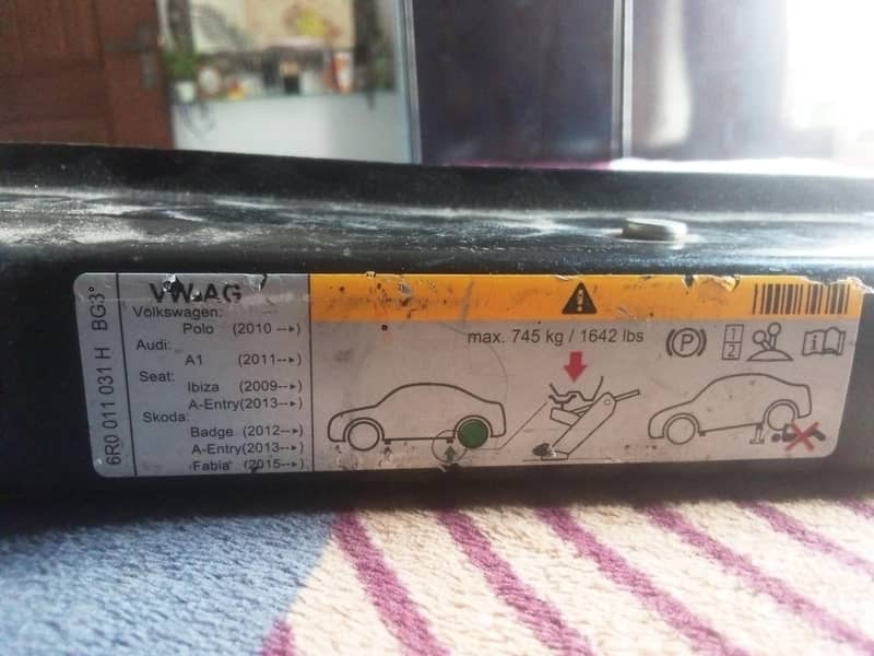 car jack 1