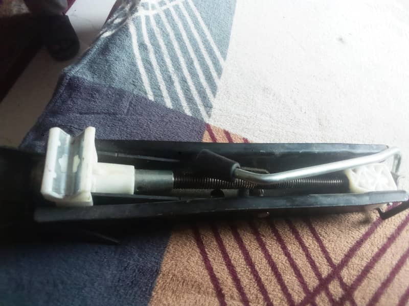 car jack 2
