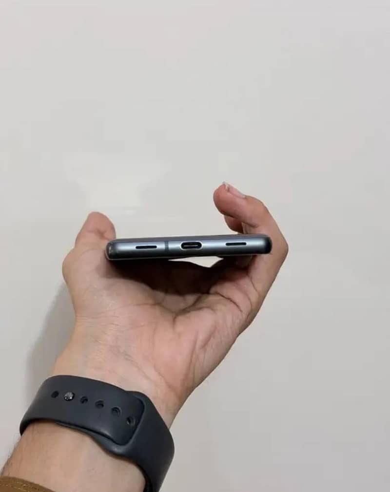 Google Pixel 7a 4