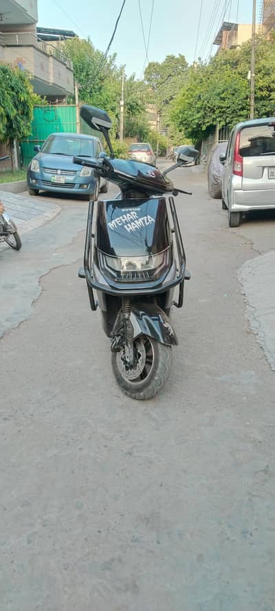 Eveon Joy 2026 Model Electric Scooty Available For Sale 1300km Derive!