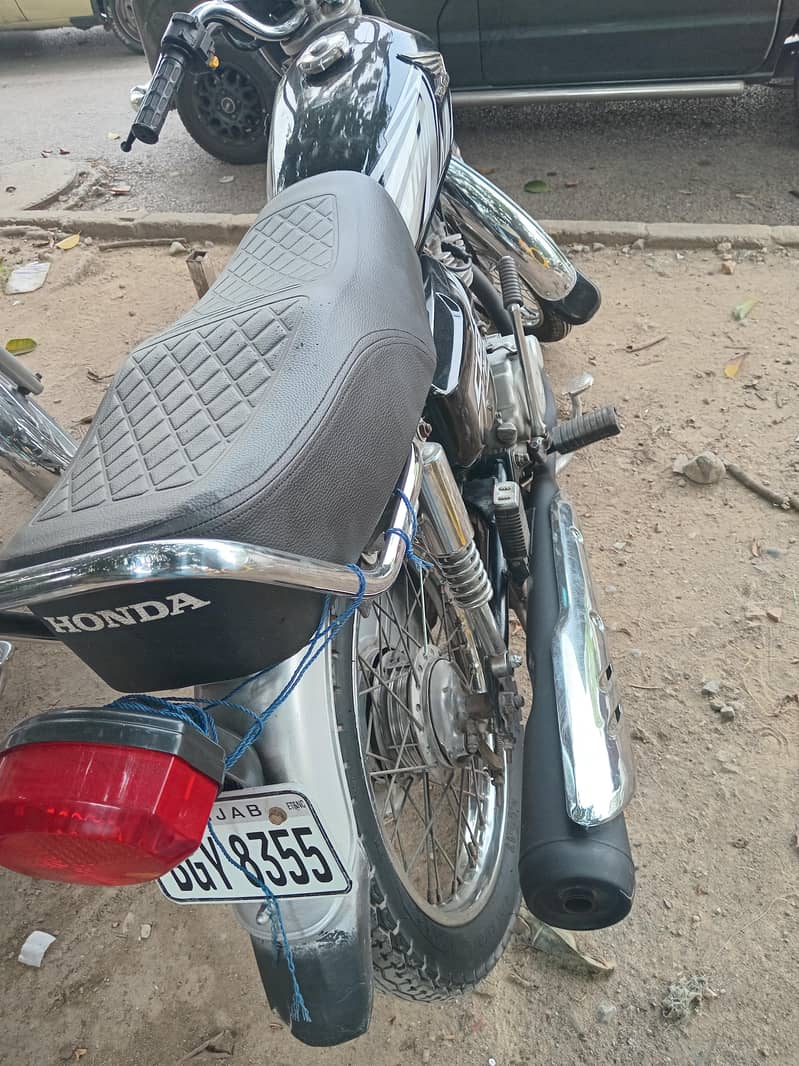 honta 125 6