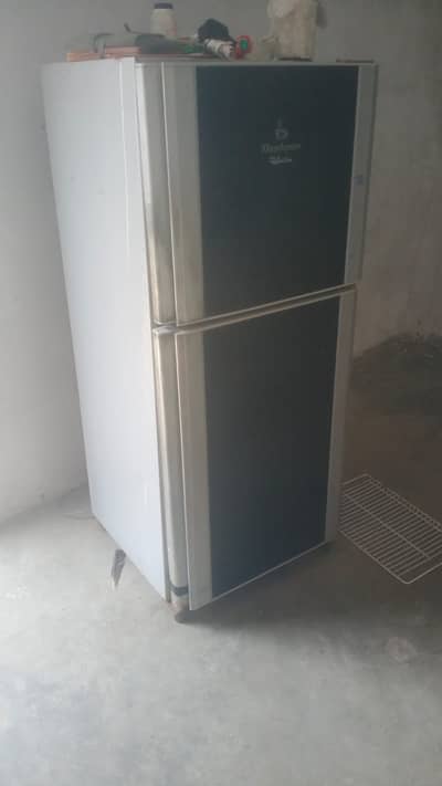 Dawlance Refrigerator