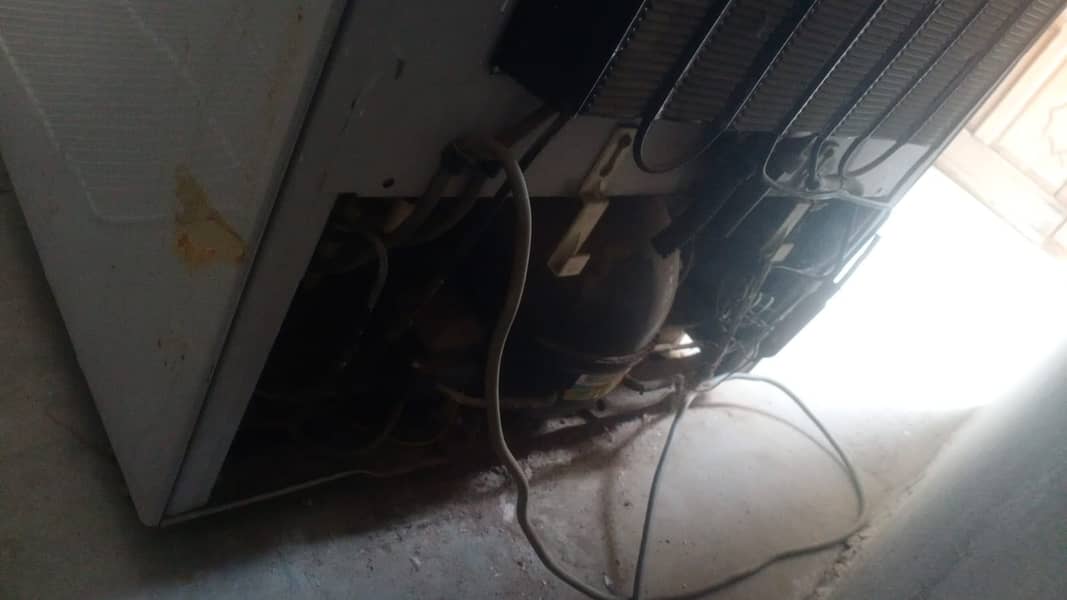 Dawlance Refrigerator 1