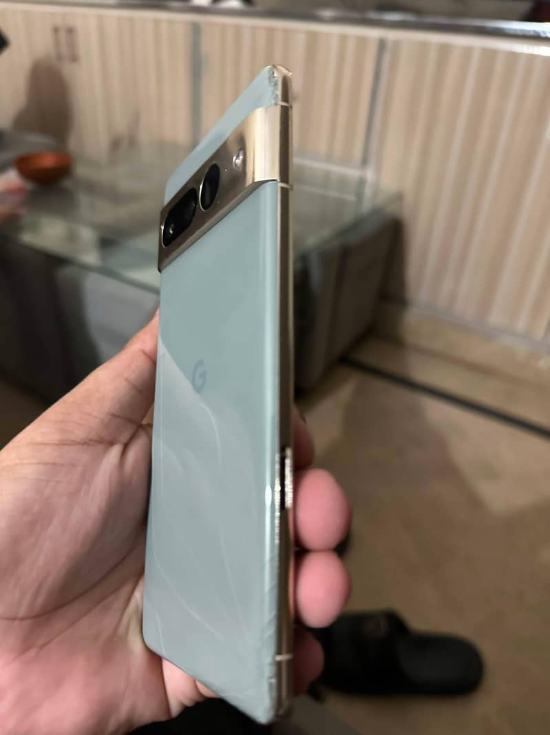 Google Pixel 7 Pro 2
