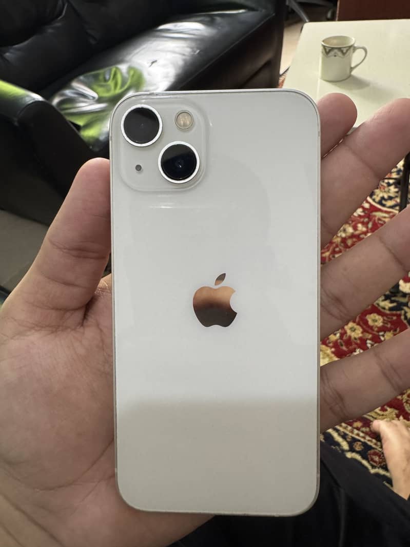 Apple iPhone 13 0