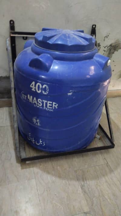 water tank with iron stand