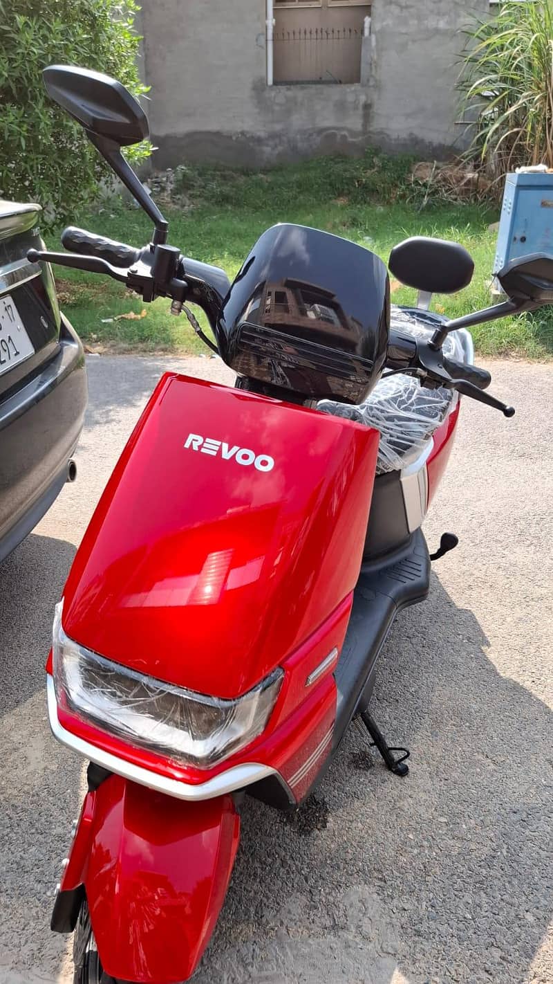 Revoo A12 6