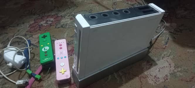 Nentendo Wii with full accessory