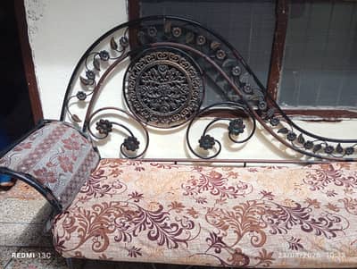 Fancy Wrought Iron Diwan / Sofa Bench for Sale