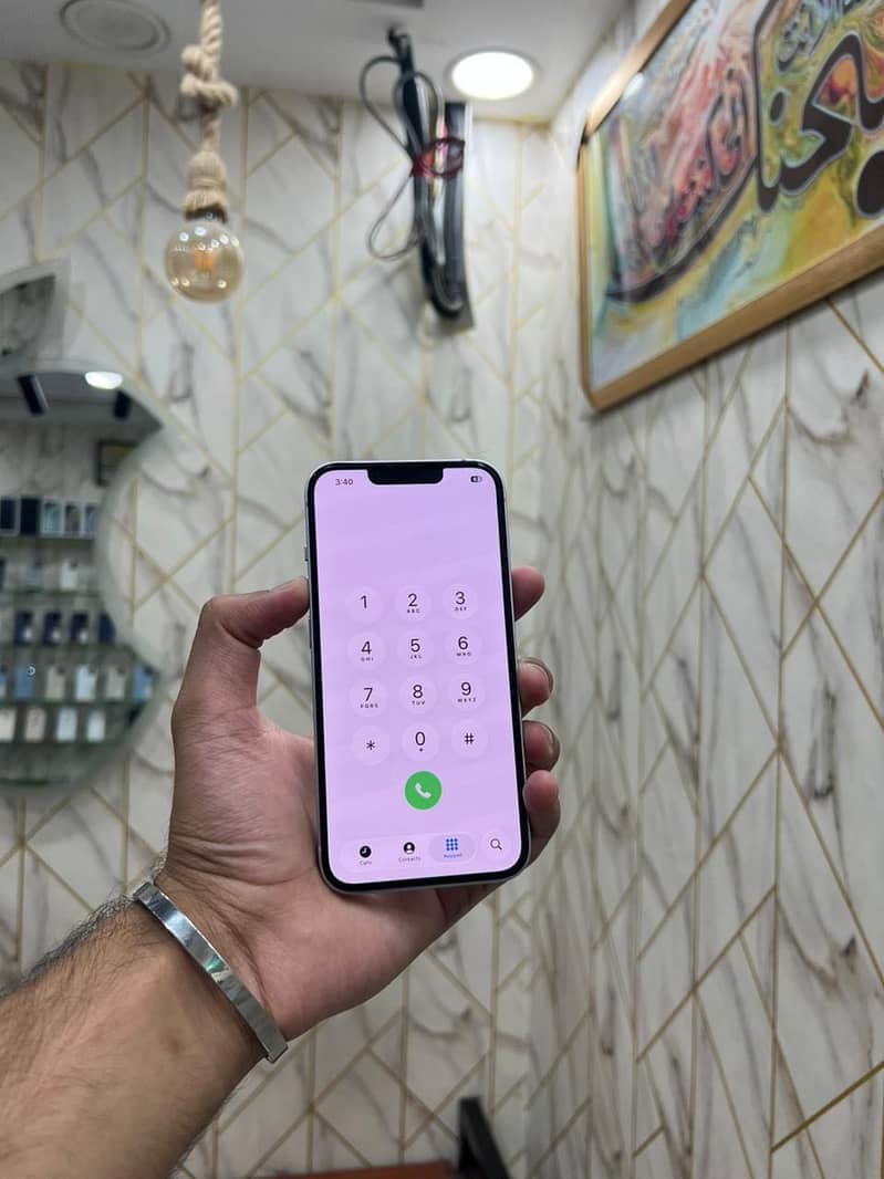 Apple iPhone 14 6