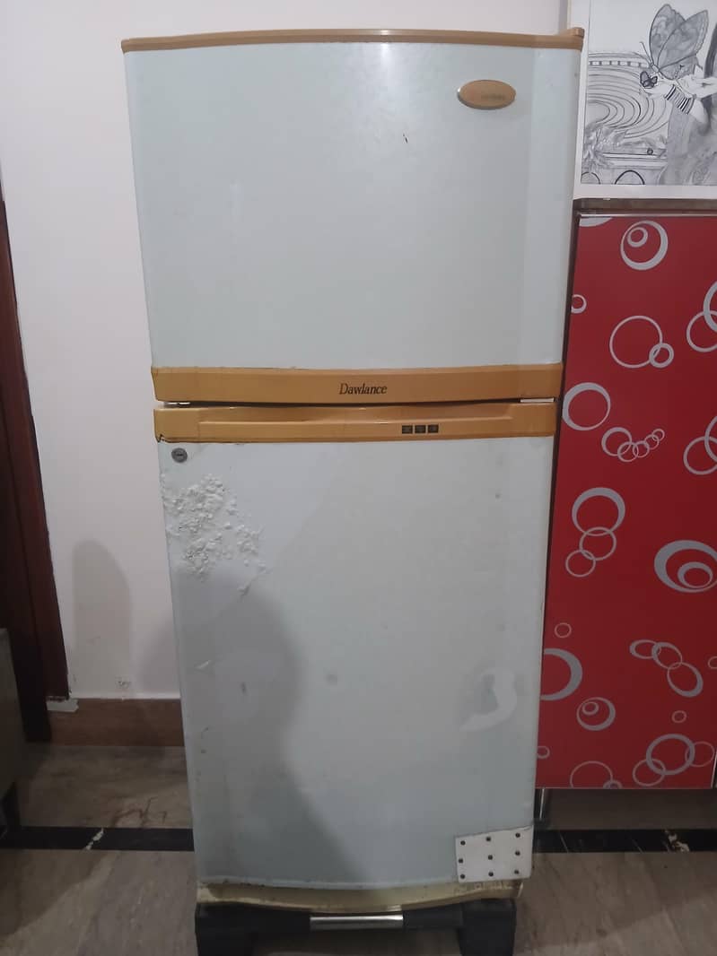 Refrigerator/ Fridge 0