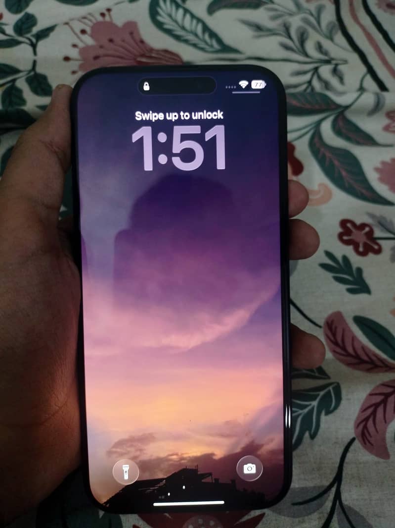 Apple iPhone 16 Pro Max 4