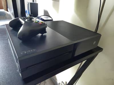 Xbox One Fat 500 GB + Game pass (valid till 13 October)