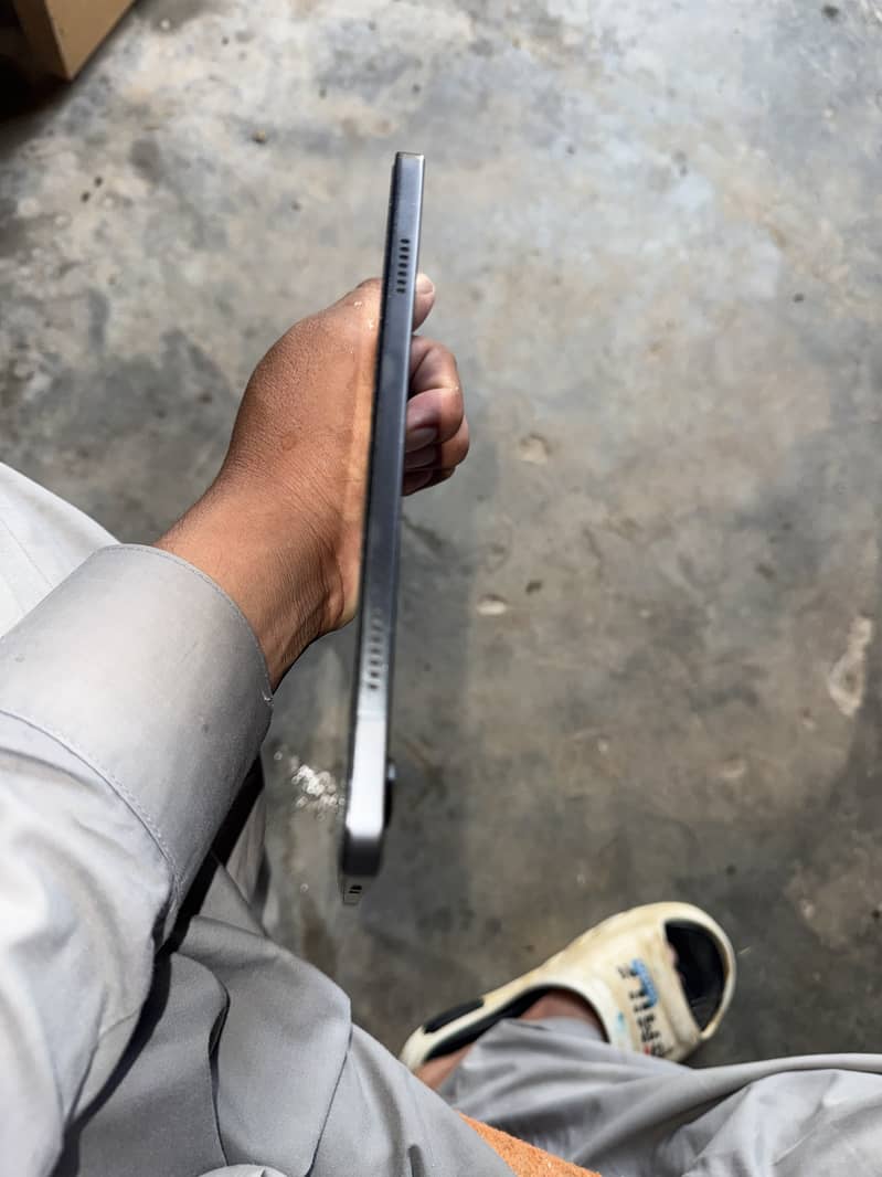 Samsung A9Plus 4