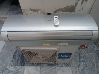 Ac 1.5 ton DC Inverter Haier working condition