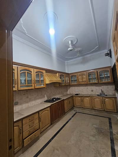Upper portion of available for rent in Islamabad markez