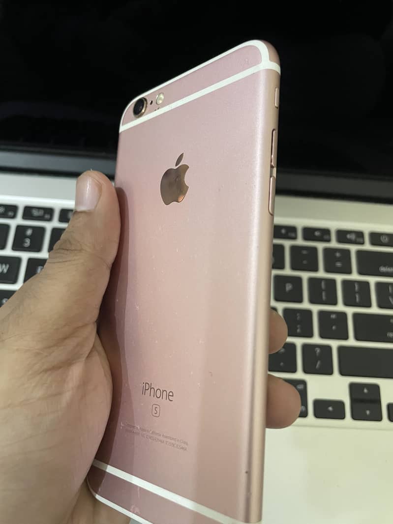 Apple iPhone 6S 11