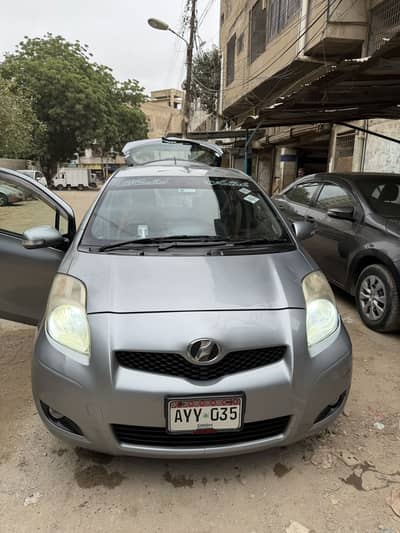 Toyota Vitz 2013