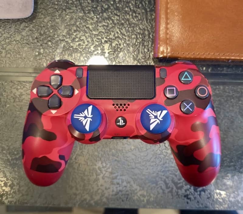 PlayStation 4 Original Controller 0