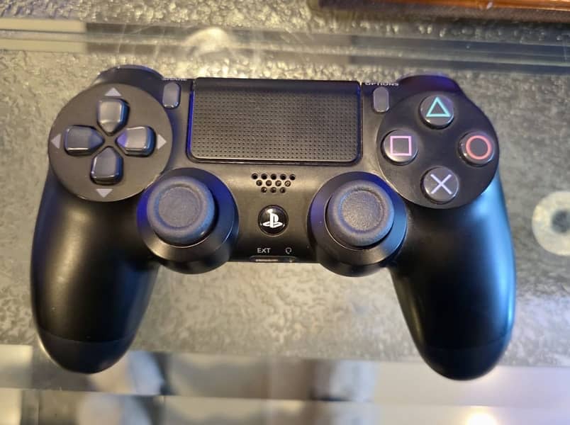 PlayStation 4 Original Controller 1