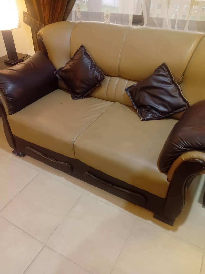 Leatherite sofa set 1
