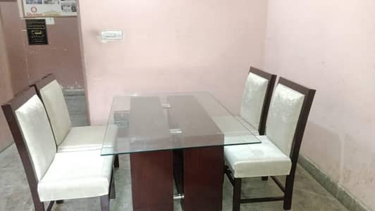 Dinning Table & 4 Chairs