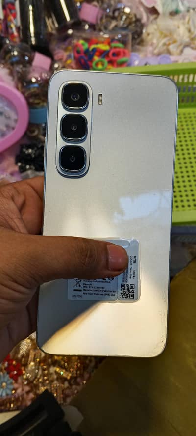 Infinix hot 60i 6 128