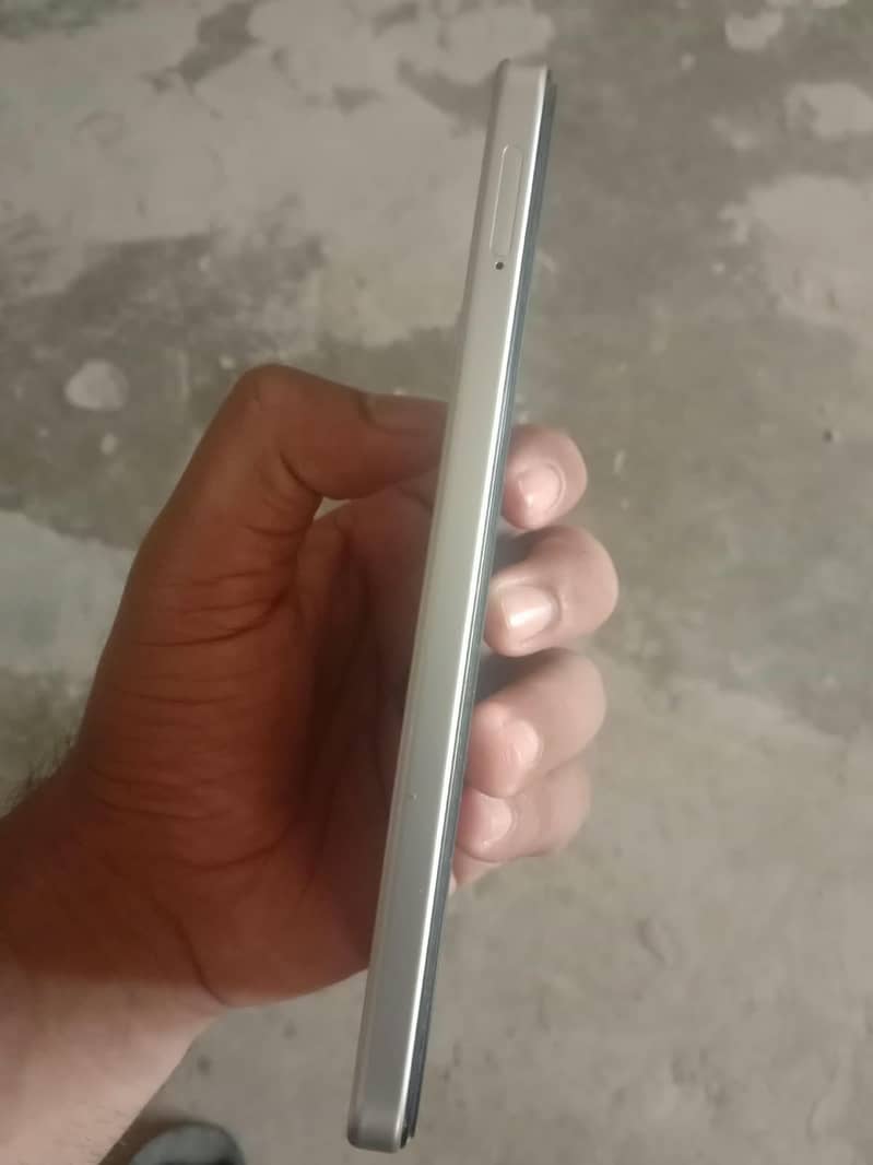 OPPO A6s 2